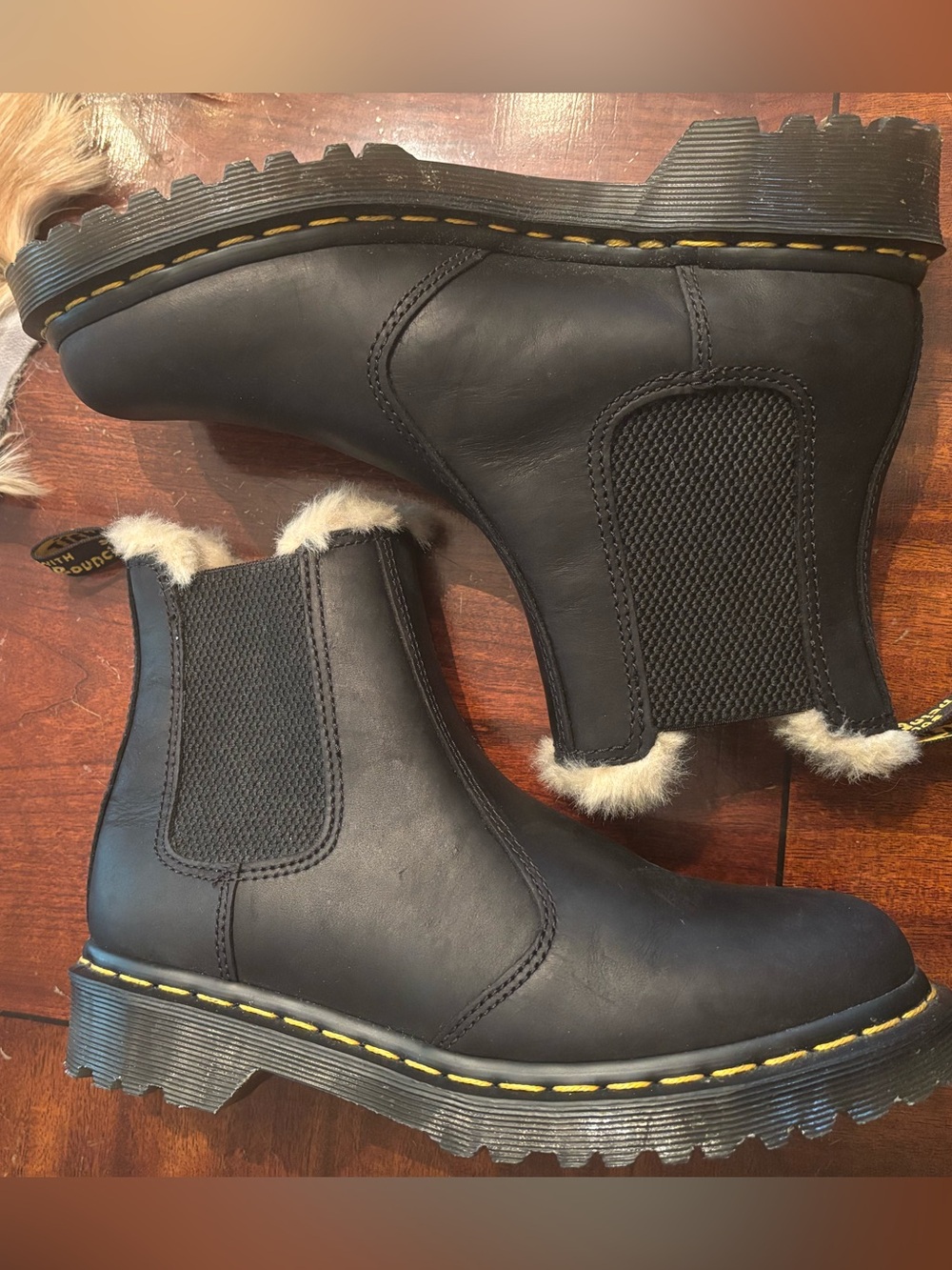 Dr. Martens 2976 Leonore Black Leather Faux Fur-Trim Chelsea Booties